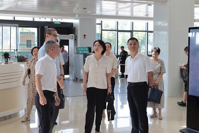 安庆市委组织部调研组来我院调研公立医院党建工作